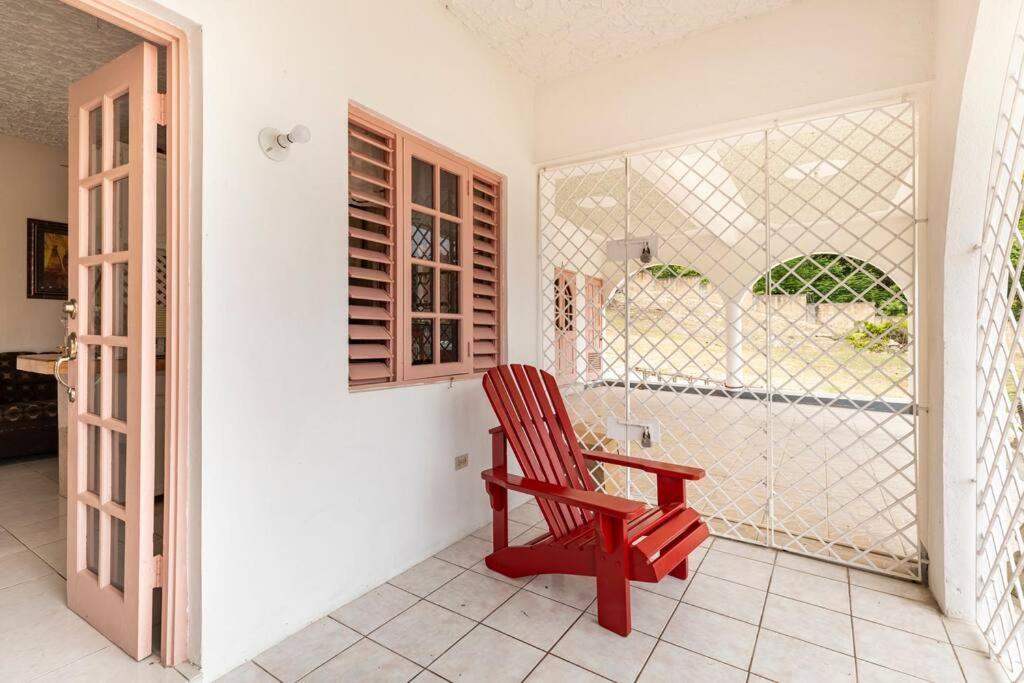 Shaw Park Gem Apt 12A Ocho Rios Buitenkant foto